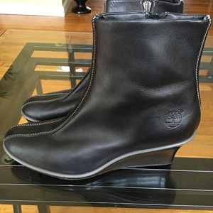 Women’s Leather Ankle Boots Wedge Heel Size 8M